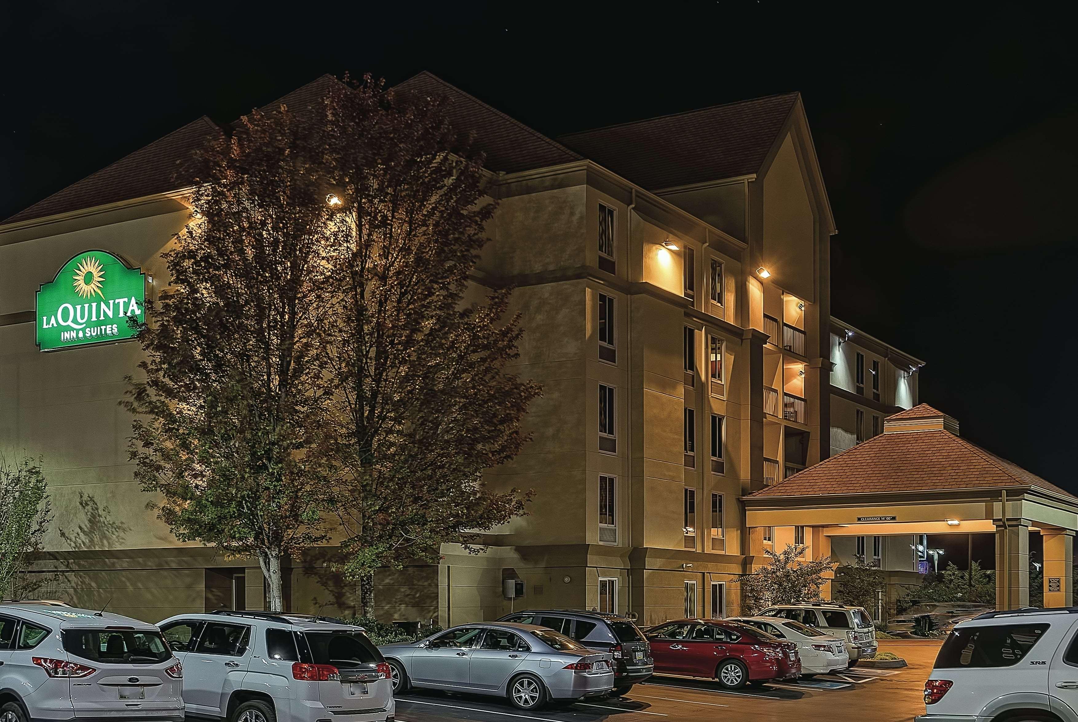 La Quinta By Wyndham Pigeon Forge Hotel Exterior photo