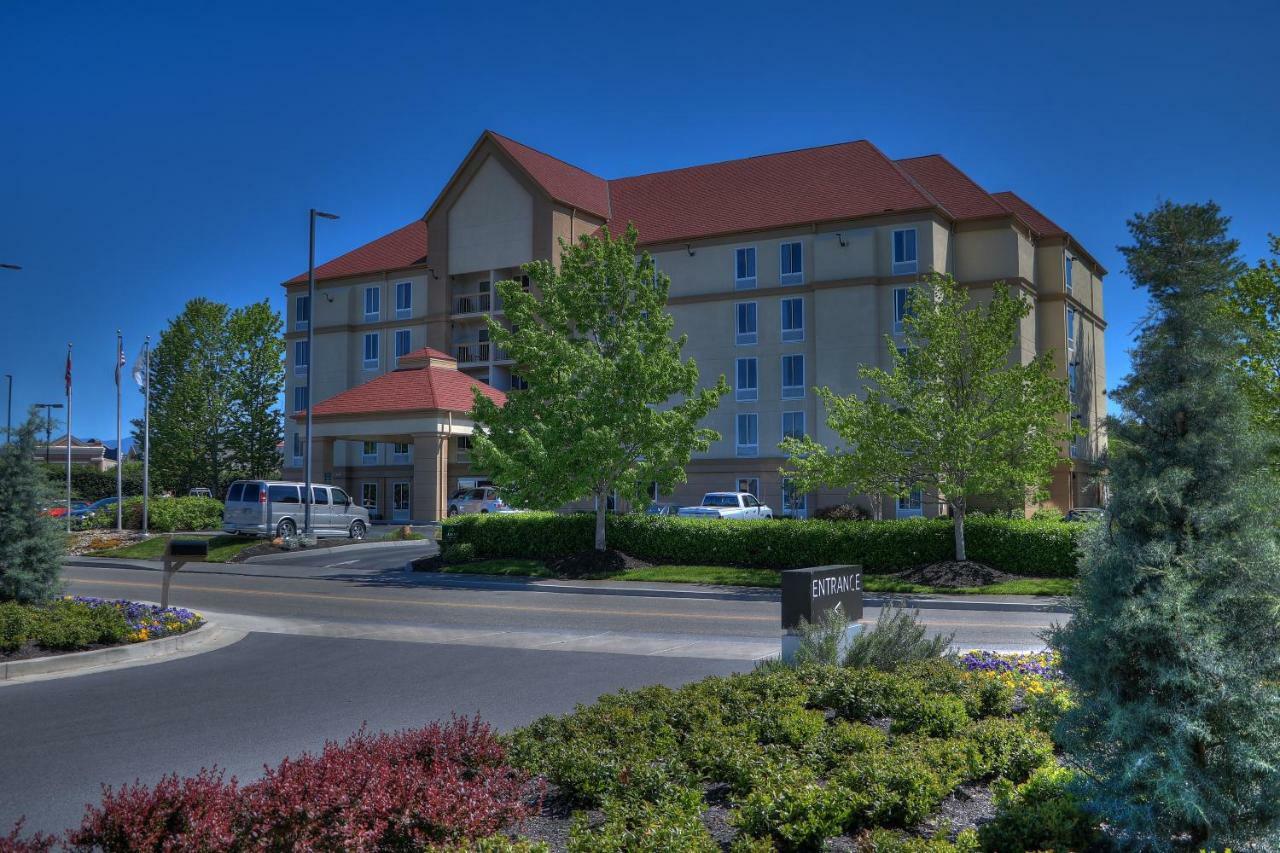 La Quinta By Wyndham Pigeon Forge Hotel Exterior photo