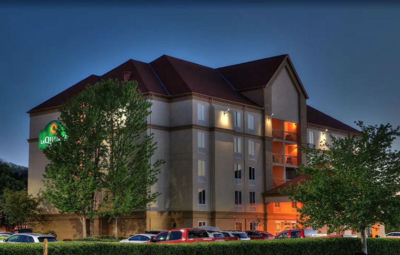 La Quinta By Wyndham Pigeon Forge Hotel Exterior photo